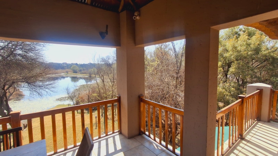 4 Bedroom Property for Sale in Boschenvaal River Front Lodges Free State